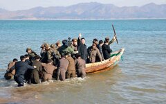 kim-jong-un-boat_2506851k.jpg