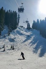 crest lift line brighton 27 feb 2026.jpg crest lift line brighton 27 feb 2026.jpg