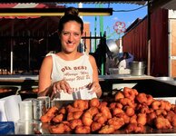 giglio_brooklyn_feast_zeppoles_jgalatioto_1.jpg