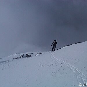 Ascending the ridge above Jacobs Ladder
