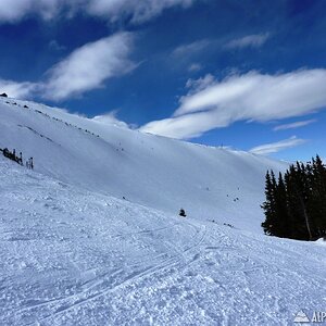 side view of horseshoe bowl