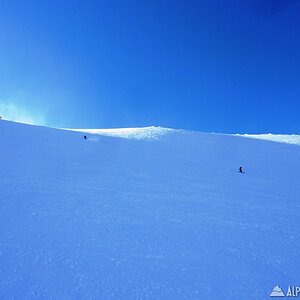 looking up horseshoe bowl