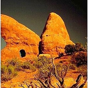 detail of north window arch, Arches NP Utah