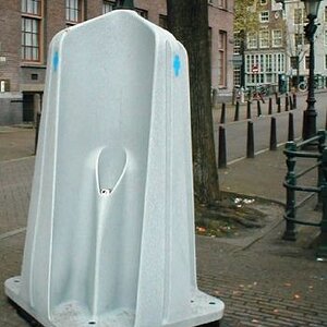 amsterdam-outdoor-urinal