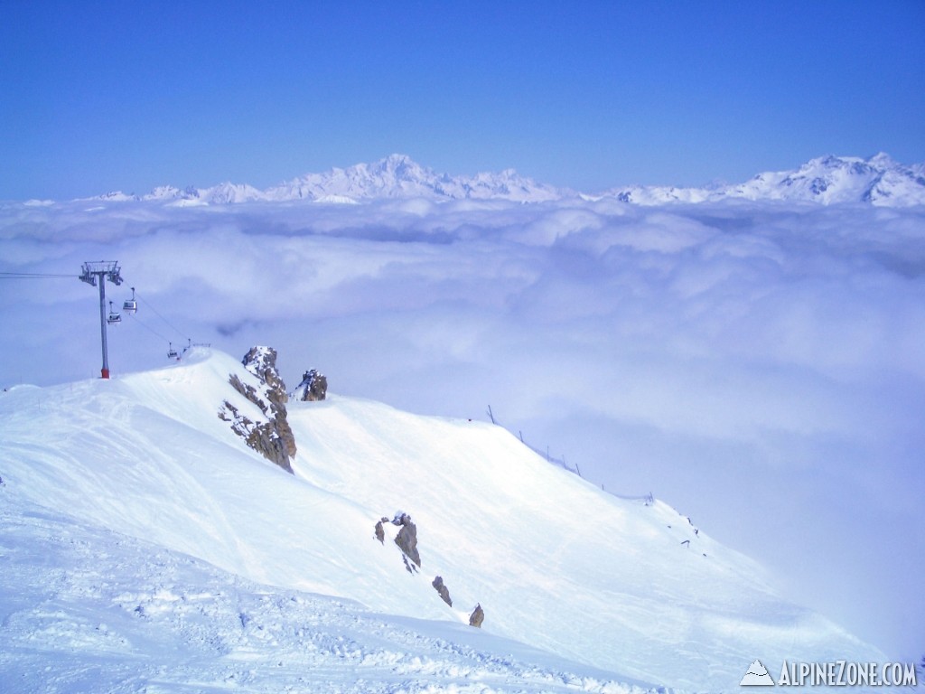 028_Clouds_Rolling_Through_Valleys