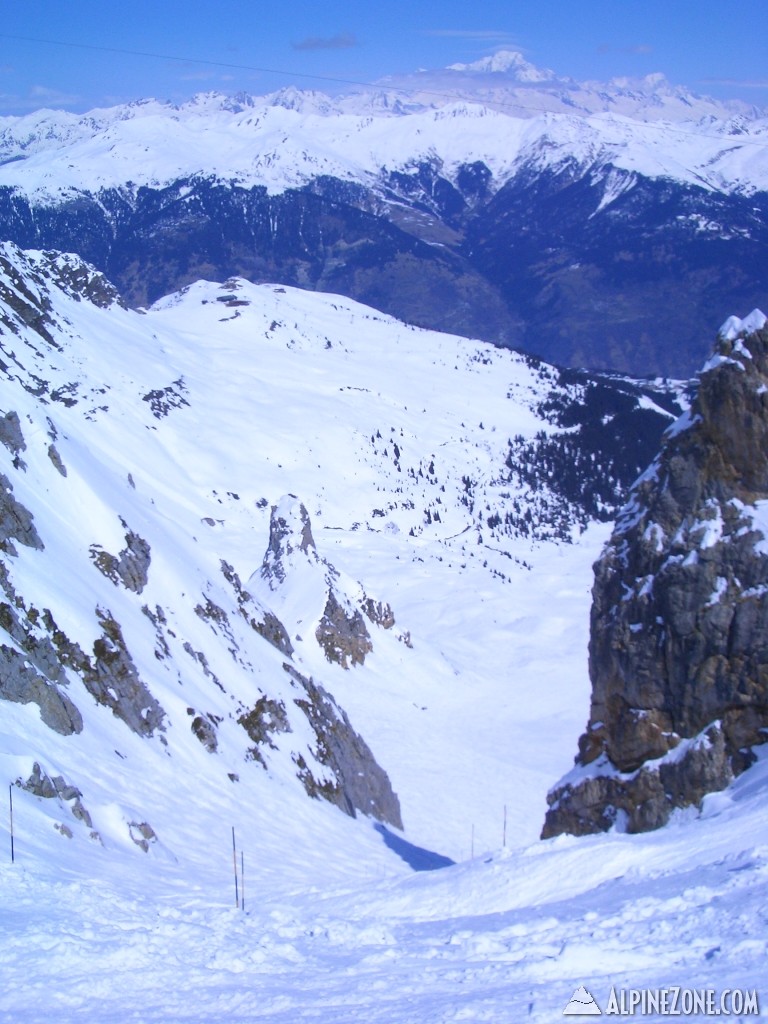 169_Skiing_Courchevel_s_Grande_Couloir_2