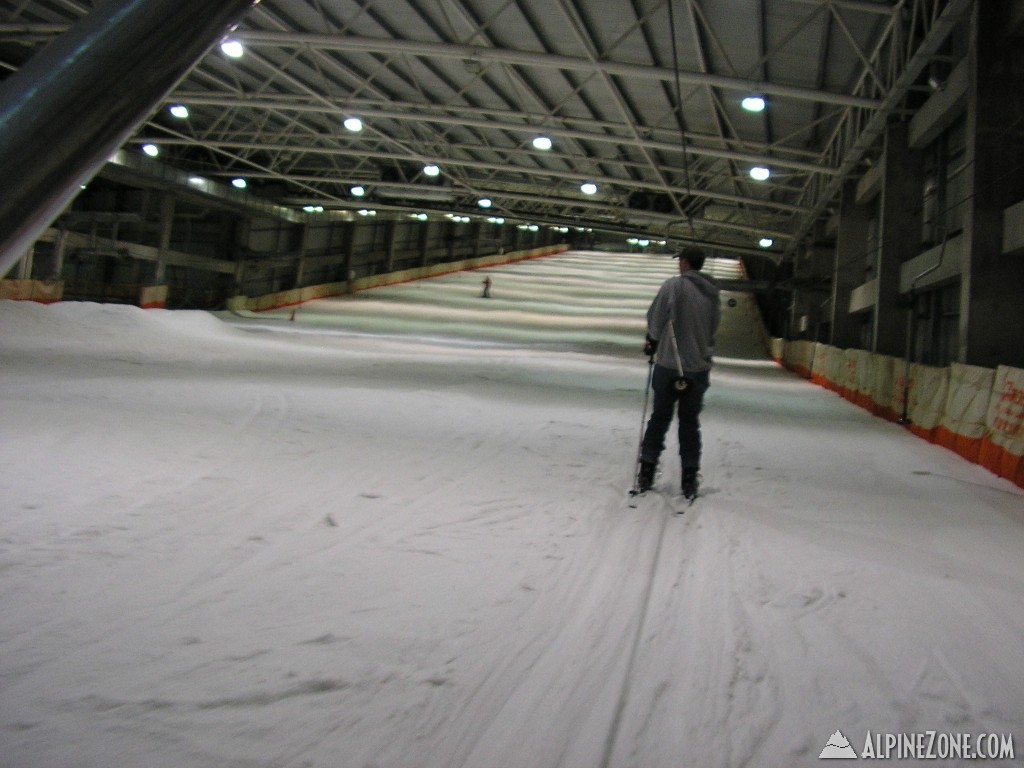 Beijing Indoor Skiing