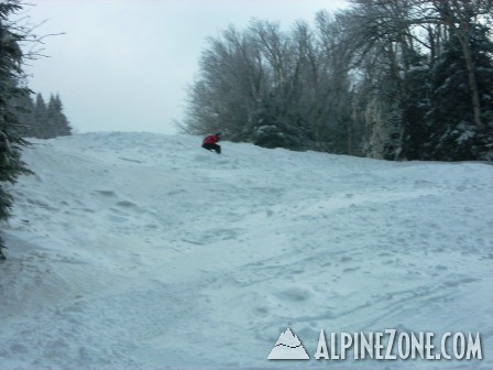 Deep snow and bumps on Bear Den Ledges