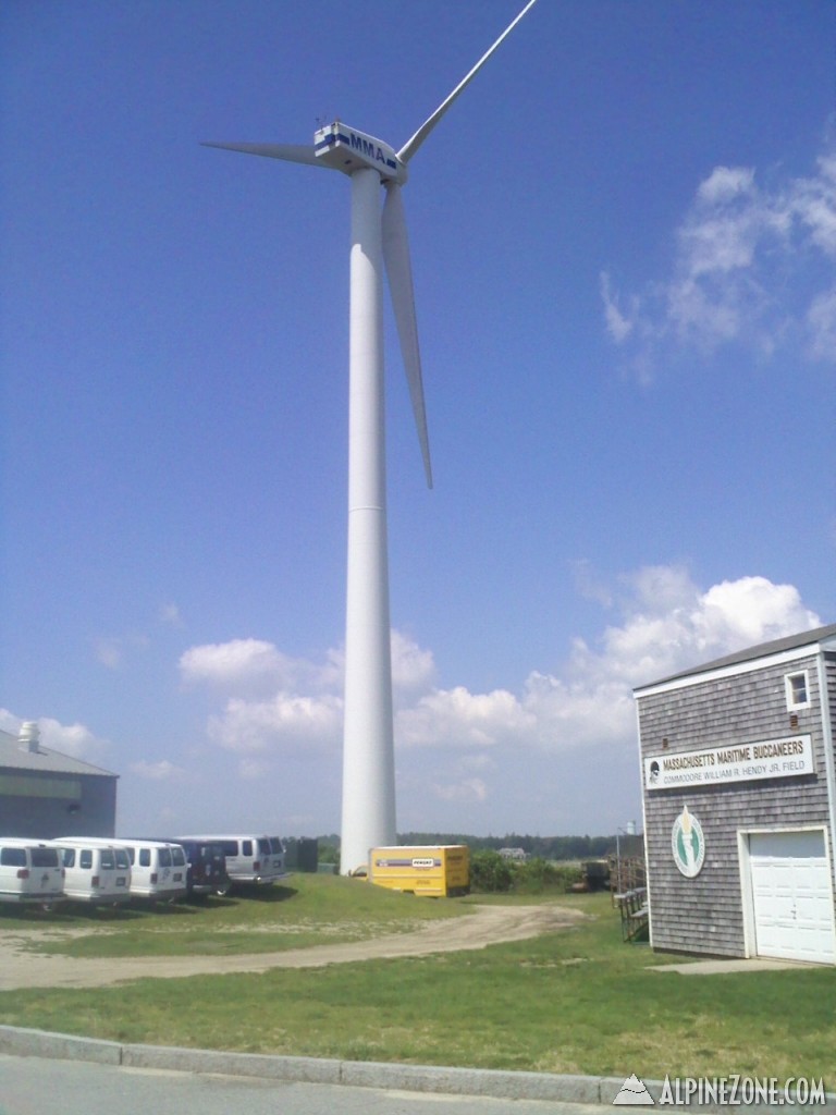 Mass_Maritime_Academy_Windmill