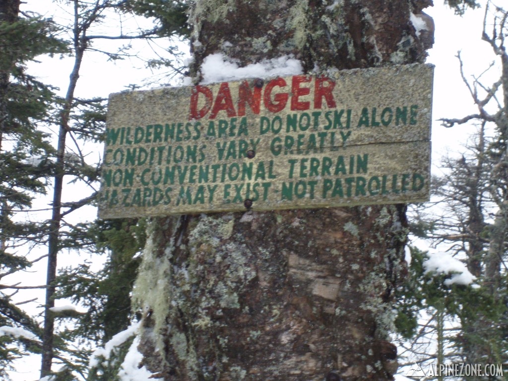 Sign before Paradise