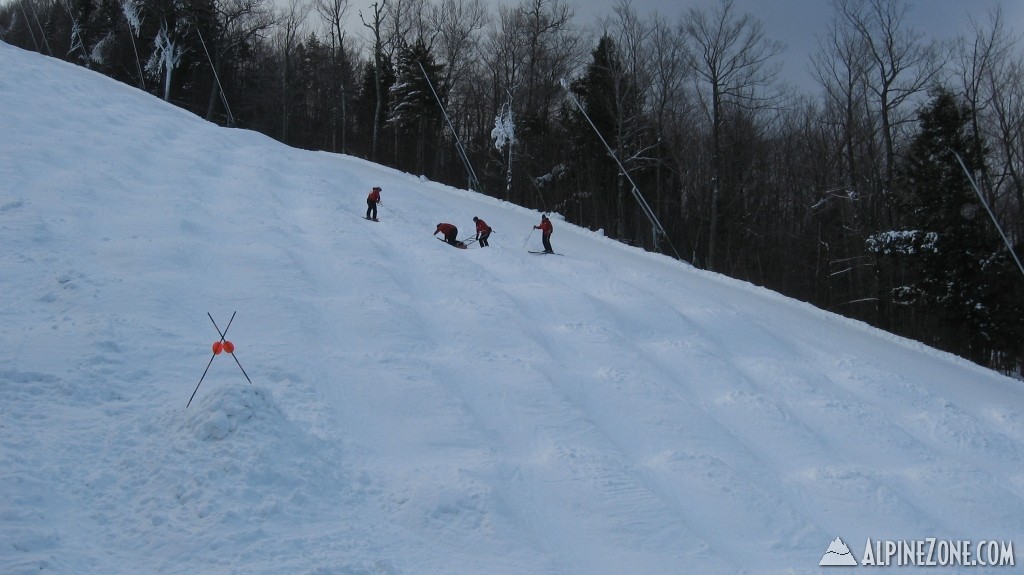 Sunapee, flying goose, patrollers in the bumps