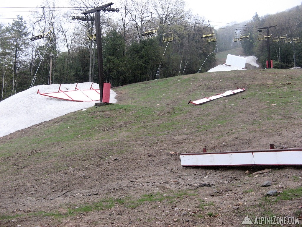 The Hive Terrain Park on Stinger